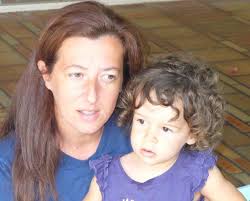 Monica Mori e la sua arte con materiali naturali