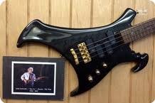 Warwick uni student volunteers thanked for their charity support during a difficult year. Warwick Buzzard Bass Ltd 2005 Black Sparkle Bass For Sale Andy Baxter Bass Guitars Ltd