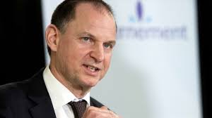 Le maire de Laval, Stéphane Boyer, a présenté ses dossiers au Premier  ministre