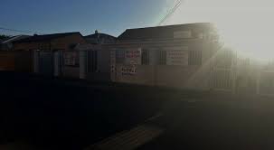 3 Bedroom Houseloungekitchenbathroom And Toilet Separate Entrance On Belgravia Road Near Wembly Buco Hardware Gumtree South Africa South Africa Flats For Sale