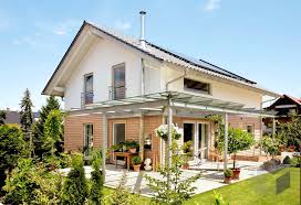 Mit Glas Uberdachte Terrasse Schworer Haus Haus Einfamilienhaus