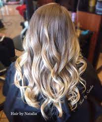 Blonde Balayage Highlights Hair By Natalia Denver Co Www Hairbynatalia Com 720 917 5165 Balayagedenver Blonde Balayage Blonde Balayage Highlights Hair