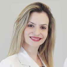 Dra. Paula Borges Carrijo • Oftalmologista • Retina • UMC