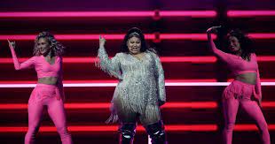Lead singer geike arnaert has returned to hooverphonic. Die Ersten Teilnehmer Des Eurovision Song Contests Stehen Fest Gmx At