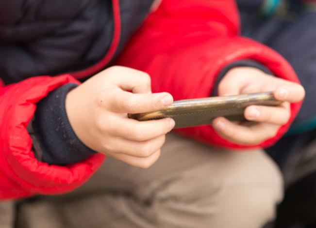S. Korea's media watchdog floats possible social media ban for minors | The Star
