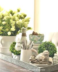 5 Unexpected Spring Centerpiece Ideas That Will Last All Season Worthing Court Spring Table Centerpieces Kitchen Centerpiece Dining Room Table Centerpieces