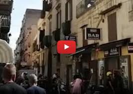 Il gratta e vinci che ieri ha rubato in un tabaccaio di . R7fwbzxnsb5axm