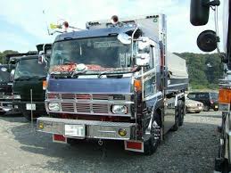 トラック野郎 おしゃれまとめの人気アイデア pinterest 正 清松 デコトラ セレナ 日産 古いトラック