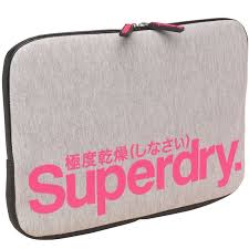 Superdry Tenthree Etui D Ordinateur Portable Gris Chine Rose Fluo A Mandmdirect Fr