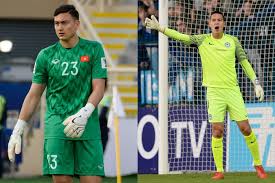 Anh có bố là người việt nam, mẹ là người czech. Filip Nguyá»…n Gáº·p Tinh Cáº£nh Giá»'ng VÄƒn Lam á»Ÿ Aff Cup 2020