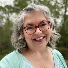 Dixie Dunn's Instagram, Twitter & Facebook