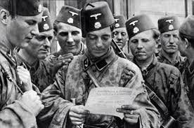 Buku sejarah perang dunia 2 merupakan aplikasi buku gratis indonesia yang berisi tentang rangkuman teori sejarah perang dunia 2. Tentara Muslim Di Pihak Hitler Dan Sekutu Di Perang Dunia Ii Republika Online