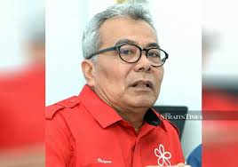 Datuk seri mohd redzuan yusof menteri pembangunan usahawan mhi 8 julai 2019. Redzuan Malaysia Stands By Its View On Flying Car Project