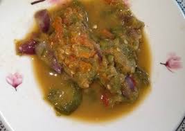 Bahan sambal terdiri atas lombok.bawang merah tomat ditumis terlebih dahulu.kemudian diulek dan diberi irisan belimbing tunjuk untuk taburan atasnya. Langkah Mengolah Sambal Belimbing Wuluh Nikmat Resep Us