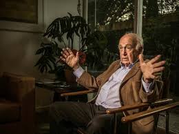 Moedas fue elegido parlamentario , convirtiéndose en el primer parlamentario del psd para ese distrito desde 1995. Coronavirus Pais Nao Tem Presidente Na Pratica E Devia Emitir Moeda Contra Crise Diz Ex Ministro Bresser Pereira