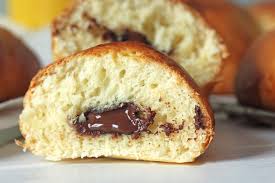 Pains Au Lait Fourres Chocolat Comme Des Pitch Chapeau Melon