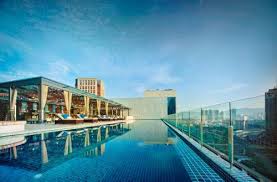 Homestay apartment kolam renang berada di tengah. 12 Hotels With Rooftop Pool In Kuala Lumpur Malaysia Trip101