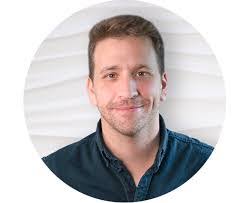 Travis Stark's Instagram, Twitter & Facebook