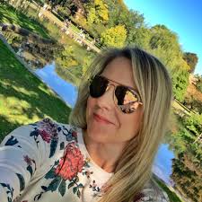 Kate Middleton & Prince William Share Rare PDA Photo