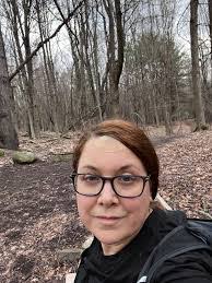 Debbie Kwiatkowski's Instagram, Twitter & Facebook