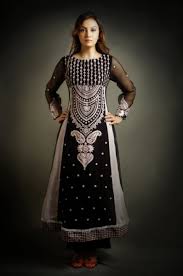 The best way to do justice to the striking pakistani designer suits is to match them with the stunning accessories. Pakistani Black And White Dress Designs For Girls