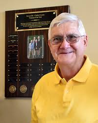 The Town of Berryville has placed a drape over the entrance to the  Berryville-Clarke County Government Center to honor Robert Allen Ferrebee,  who died