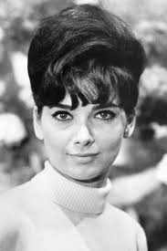 Elsa Martinelli herečka • Filmožrouti.cz