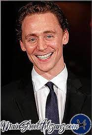 Held schauspieler helden lustig superhelden. Tom Hiddleston Ist Ein Britischer Schauspieler Loki Von The Avengers Tom Hiddleston Foto Filme 2021