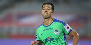 From there you'll have the ability to release, restructure, or add players as you see fit in order to trim the roster down to 53 players, while staying under their adjusted salary cap. Ipl Player Salary Highest Paid And Ipl Auction 2018 List
