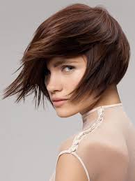 Bob frisuren gestuft ab 50 seitenscheitel kinnlang. Fransige Frisuren Unsere Top 25 Im April 2022 Friseur Com