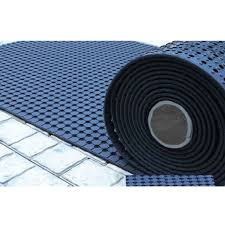 Octoflow Perforated Rubber Floor Runner 3 X 32 Ft In 2020 Rubber Flooring Commercial Rubber Floor Floor Runners