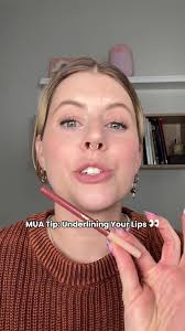 Mastering Lip Shapes: Overlining and Underlining Techniques