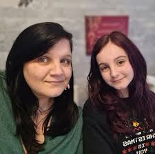 Hi everyone, im wanting to read some of the freida McFadden books as I've  heard amazing reviews but unsure which to start with! Any recommendations? 