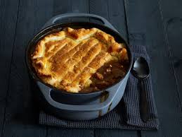Herzhafter Guinness Pie Mit Cheddar Und Blatterteig Rezept Schottische Rezepte Rezepte Mit Frischkase Leckeres Essen