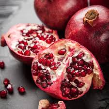 Gravityinternational Gravityexport Expoter Pomegranatesauce Pomegranateraspberry Pomegranat In 2020 Food Photography Fruit Fruit Photography Pomegranate Recipes