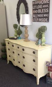 Pin By Jeni Barackman On Chalk Paint Decorative Paint By Annie Sloan Cream Bedroom Furniture Diy Furniture Sofa Furniture