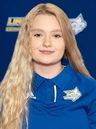 Samantha Neff's Instagram, Twitter & Facebook