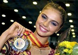 Alina kabajewa soll das dritte kind mit wladimir putin im tessin zur welt gebracht haben. Kabajewa Alina Kind Ehemann Biographie