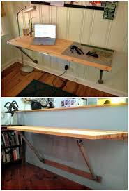 Diy Wall Mounted Desk With Angled Supports Tutorial Diy Desk Plans Top 44 Diy Desk Ideas You Can M Diy Standing Desk Diy Desk Plans Diy Standing Desk Plans