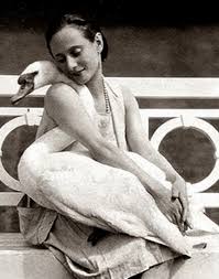 Anna pavlovna pavlova, born anna matveyevna pavlova, was a russian prima ballerina of the late 19th and the early 20th centuries. Anna Pavlova Prima Balerina U Kotoroj Bylo Nastoyashee Lebedinoe Ozero