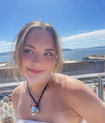 Jill Engstrom's Instagram, Twitter & Facebook