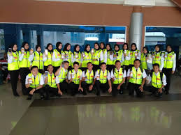 Momen hari pendidikan nasional airlines business career tadika puri , mengundang putra/putri sekota bogor/sekabupaten bogor untuk bergabung untuk menjadi duta dirgantara dn duta pariwisata, dengan biaya pelatihan ber subsidi s/d 50% langsung daftarkan diri anda segera ke. Airlines Buisiness Career