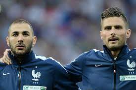Karim benzema generó polémica con un comentario poco halagador sobre el también delantero olivier giroud, comparándose con un monoplaza de la fórmula uno y a su excompañero de la selección. Foot Bleus Karim Benzema A Propos D Olivier Giroud On Ne Confond Pas La F1 Et Le Karting France Football