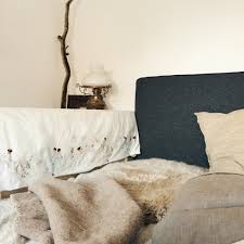 Familienbett bauen, diy bett bauen, wir bauen ein familienbett für 5, bauanleitung für familienbett, bedürfnisorientiert schlafen, familienbett, fb bauen, 2,80x2,00m bett. Das Boxspringbett Von Emma Als Familienbett Mit Anleitung Zum Bau Eines Rausfallschutzes Geborgen Wachsen