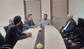 بازدید مدیریت صندوق‌های بازنشستگی صنعت نفت از نمایندگی شرق تهران / ضرورت هوشمندسازی خدمات و تحول در برنامه‌های رفاهی