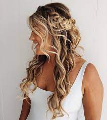 50 Hairstyles For Round Faces From Classic To Modern Hair Adviser Hairstyles For Round Faces Hair Styles Modern Hairstyles