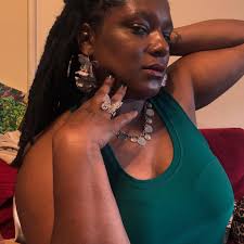 SNEAK PEEK: These earrings bring a splash of iconic, irresistible  confidence. ✨ #Black #Earring #PaparazziAccessories