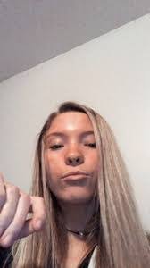 Emma Lapierre's Instagram, Twitter & Facebook