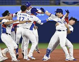 Jun 14, 2021 · 準決勝第1試合は、準々決勝でコールド勝利をおさめた上武大学と、東京六大学野球を制した慶應義塾大学の対決。 第2試合は、大会タイ記録となる1試合17得点をあげた福井工業大学と、ここまでの3試合を合計2失点で抑えている福岡大学の対決。 Op7c7jnv76o3pm
