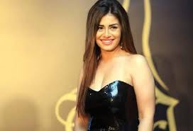 وشاركت منة فضالي فى السباق الرمضاني الماضي بالجزء الأخير من مسلسل سلسال الدم، بطولة عبلة كامل، رياض الخولي. Ù…Ù†Ø© ÙØ¶Ø§Ù„ÙŠ Ù…Ø³ØªØ§Ø¡Ø© Ù…Ù† Ø§Ù„Ø§Ù†ØªÙ‚Ø§Ø¯Ø§Øª ÙˆØ¹Ù…Ù„ÙŠØ§Øª Ø§Ù„ØªØ¬Ù…ÙŠÙ„ Ù…Ø´ Ø­Ø±Ø§Ù… Beirutcom Net